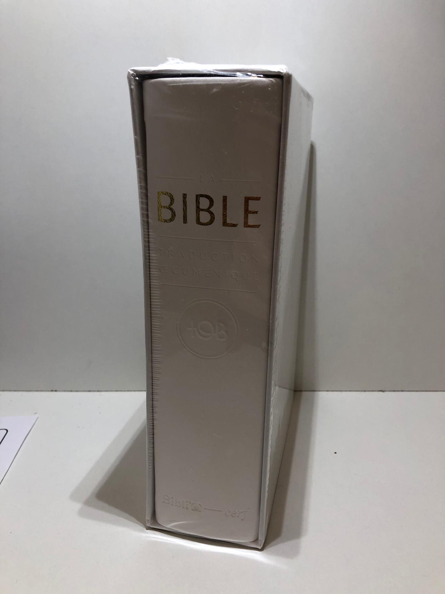 LA BIBLE TOB BLANC OR – Chretien