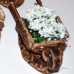 BROUETTE FLEURIE BLANC 3X7CM