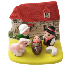 MINI CRECHE DU MONDE CERAMIQUE AUVERGNE 8X7CM L