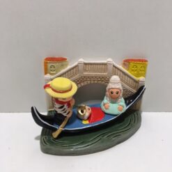 MINI CRECHE DU MONDE CERAMIQUE  VENISE 8X7CM
