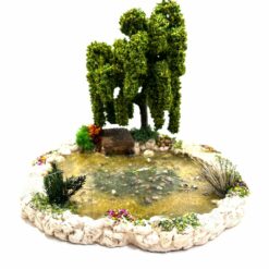 MARE AVEC PONTON ET ARBRE 20X18CM DC30029