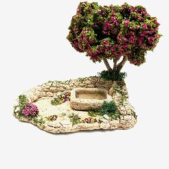 DECOR ABREUVOIR AVEC ARBRE FLEURI 10X8CM