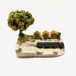 DECOR RUCHE AVEC ARBRE MIMOSAS 19X12CM