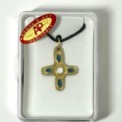 CROIX BENEDICTINE BRONZE CLOISONNEE TURQUOISE/BLANC + CORDON 22MM