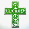 CROIX EN BOIS ET NACRE VERT 15X12CM